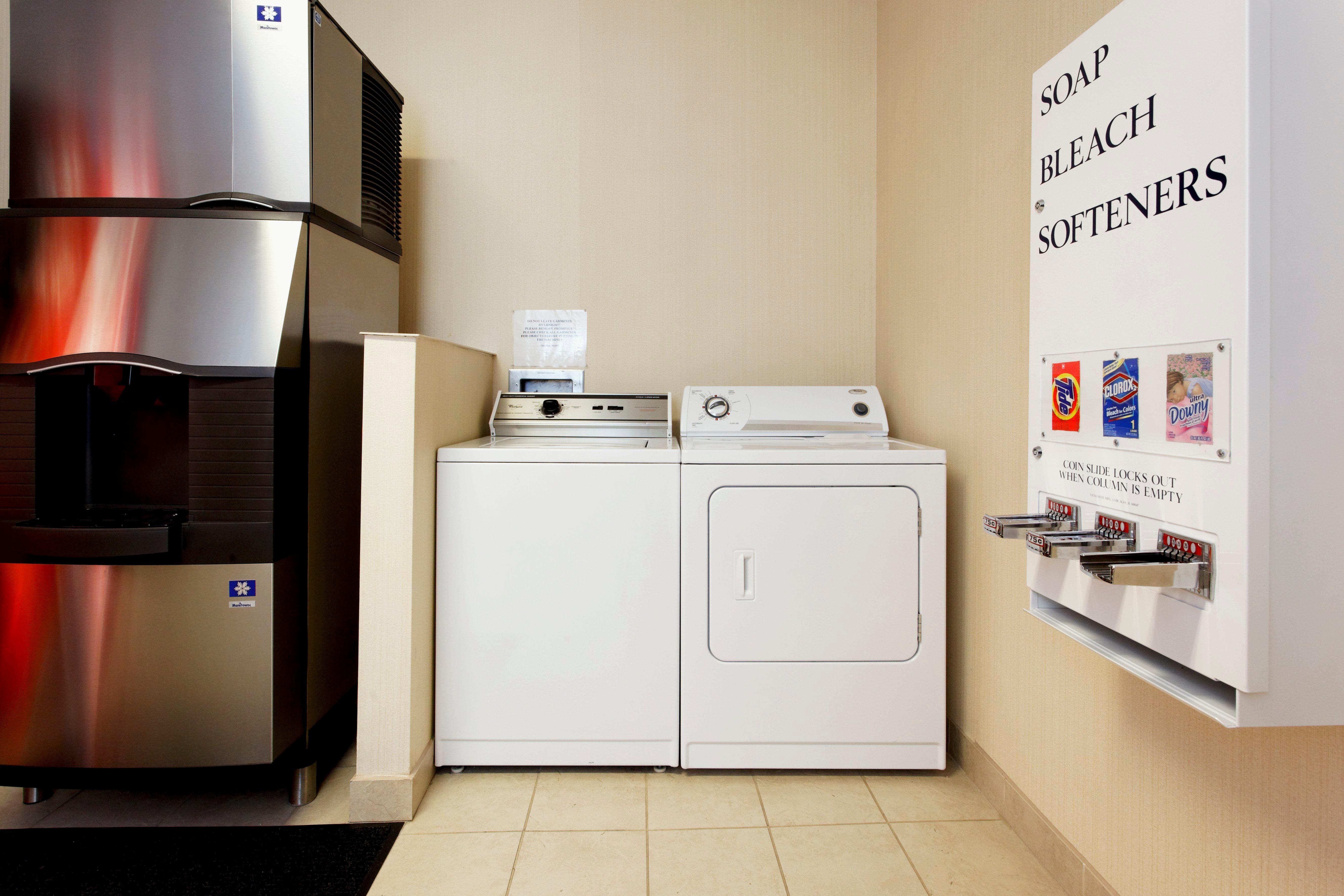 Holiday Inn Express Hotel & Suites Burleson - Fort Worth, An Ihg Hotel Екстер'єр фото