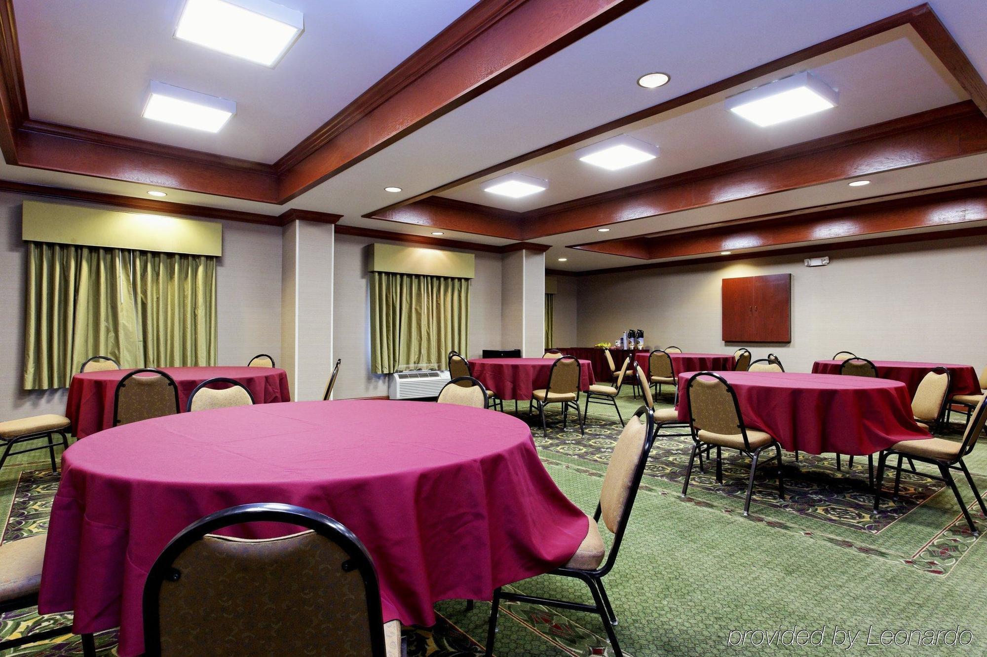 Holiday Inn Express Hotel & Suites Burleson - Fort Worth, An Ihg Hotel Екстер'єр фото